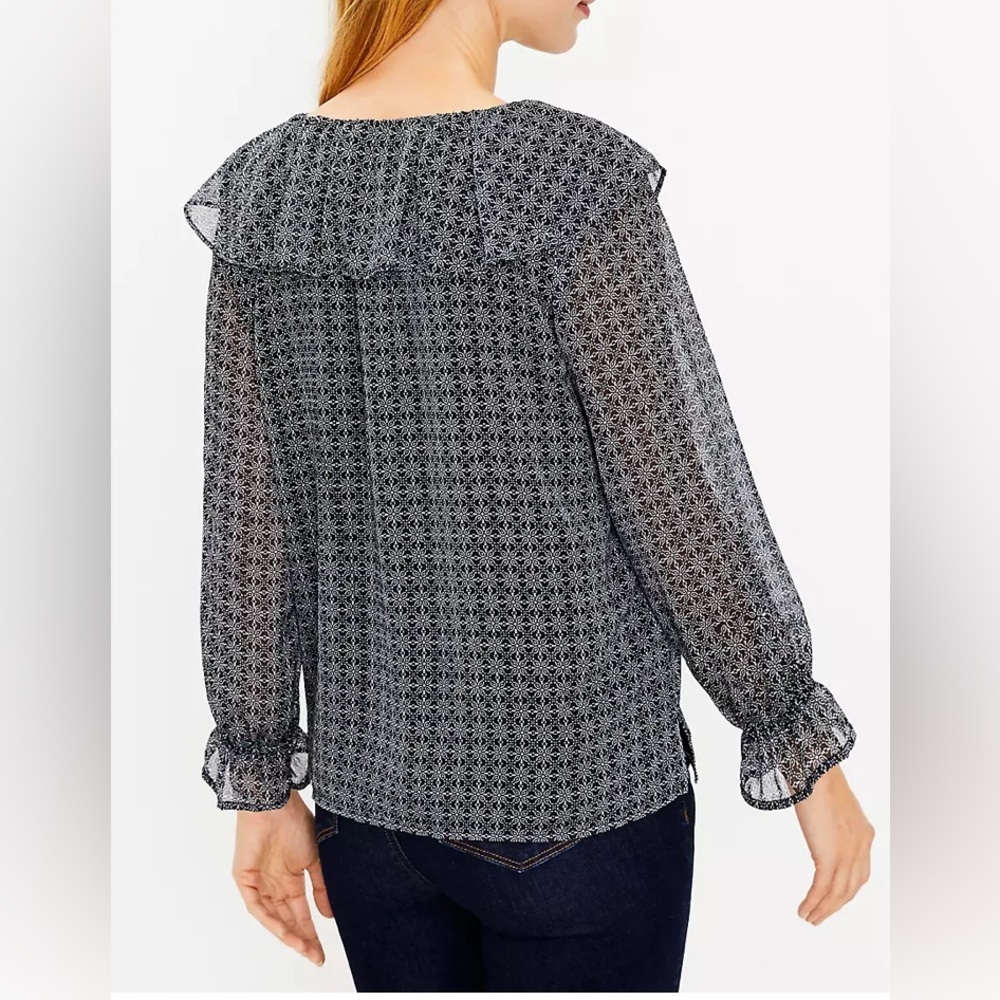 Loft Geo Print Vneck Ruffle Blouse XL - Picture 2 of 8